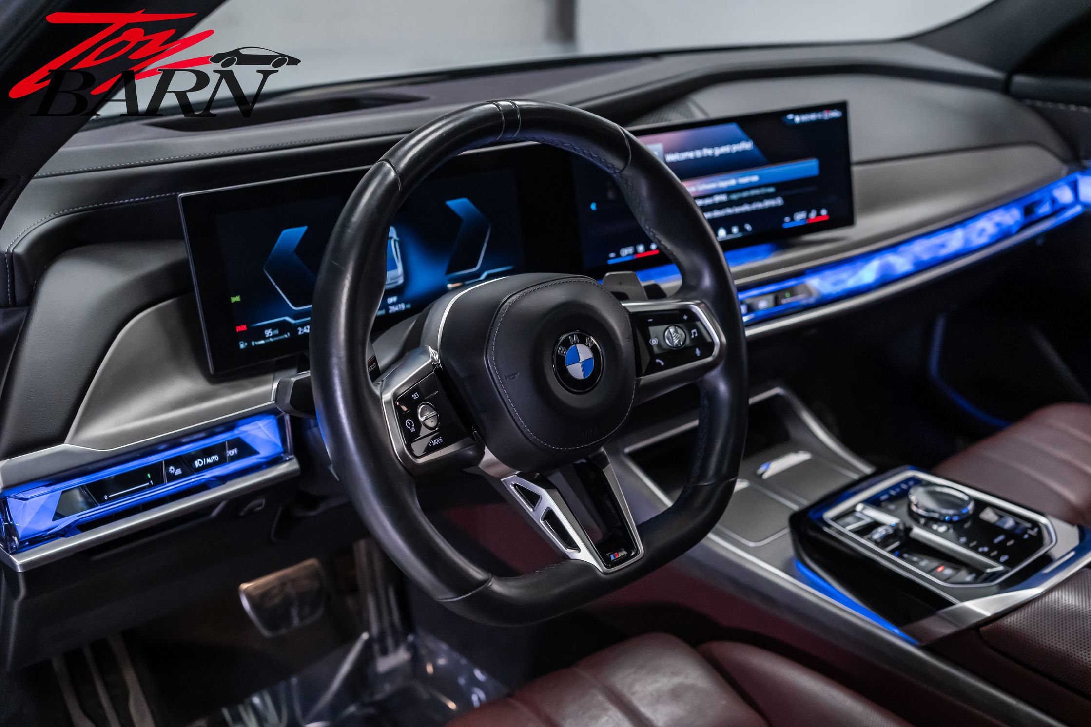 Used 2023 BMW 760i xDrive image 28