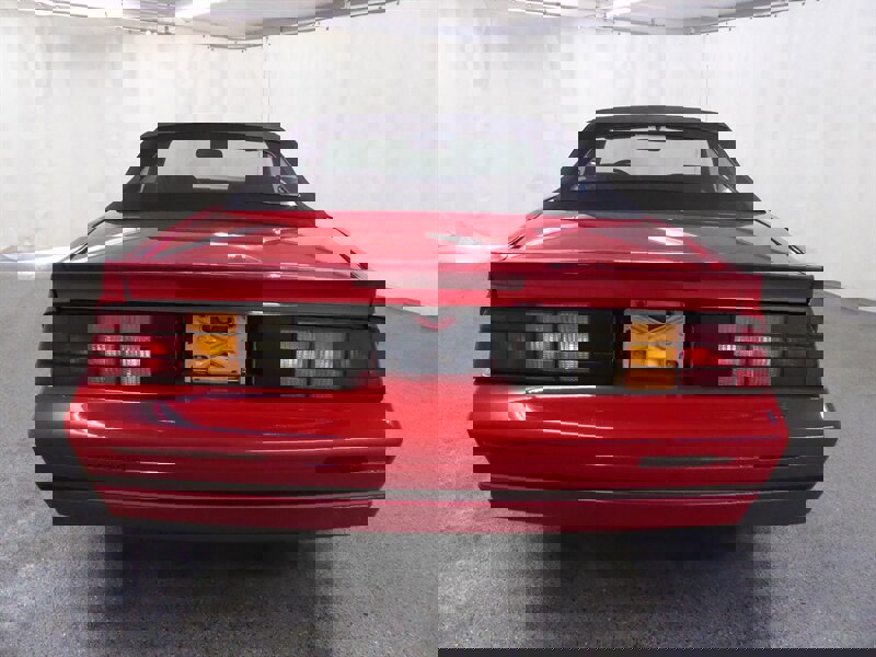 Used 1988 Chevrolet Camaro IROC-Z image 14