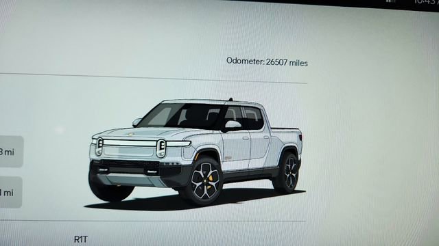 Used 2023 Rivian R1T Adventure image 39