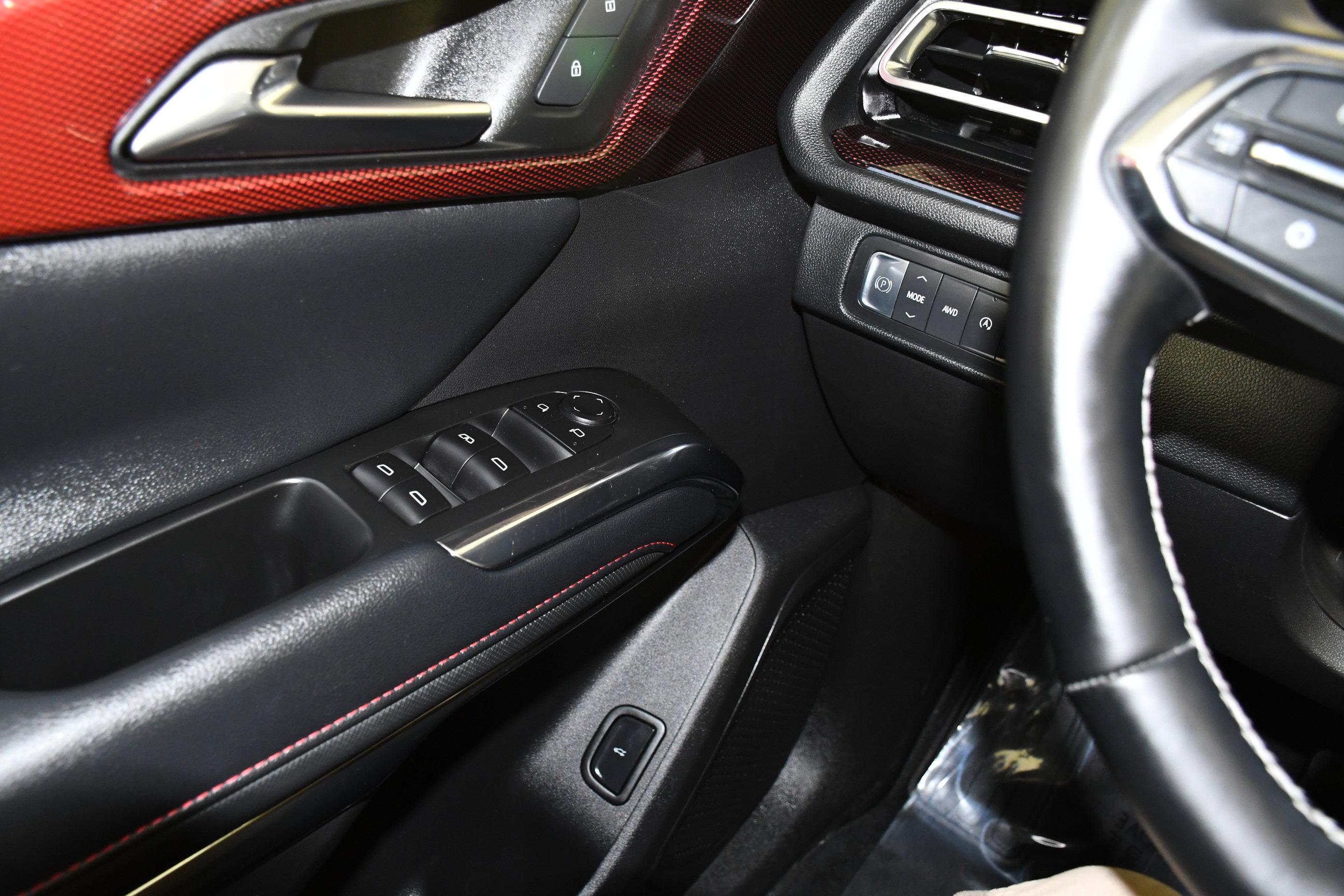 Used 2025 Chevrolet Traverse Z71 image 31