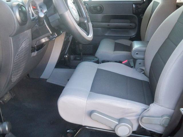 Used 2010 Jeep Wrangler Sport image 6