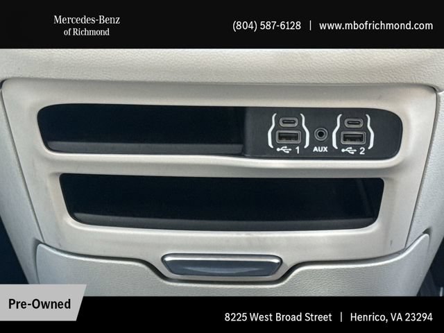 Used 2024 Chrysler Pacifica Touring-L FWD image 21