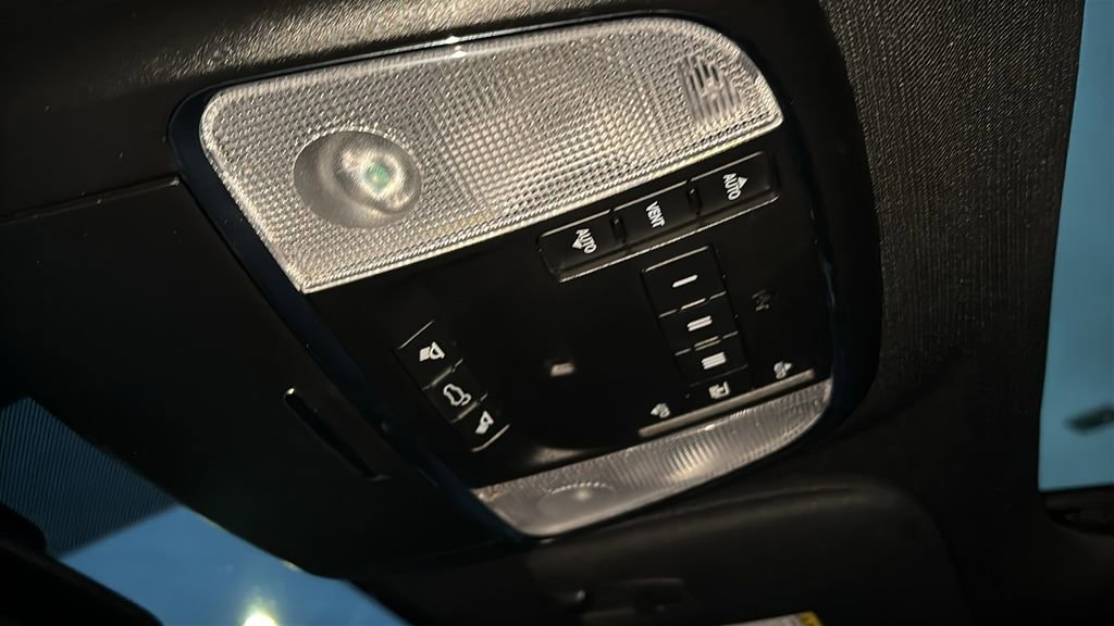 Used 2018 Jeep Grand Cherokee High Altitude image 23