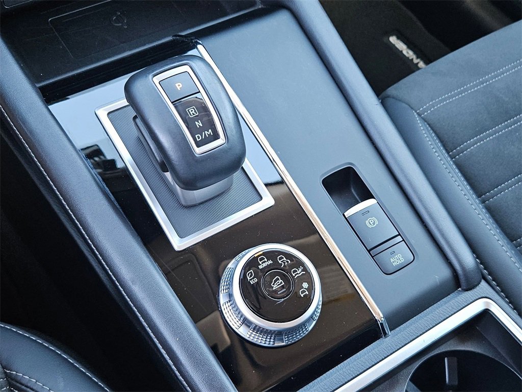 Used 2024 Mitsubishi Outlander SE Black Edition image 22