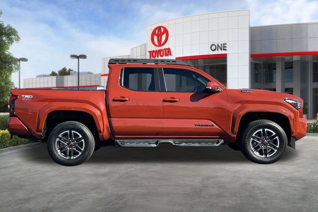 Certified 2025 Toyota Tacoma TRD Sport w/ TRD Sport Premium Package AWD/4WD image 3