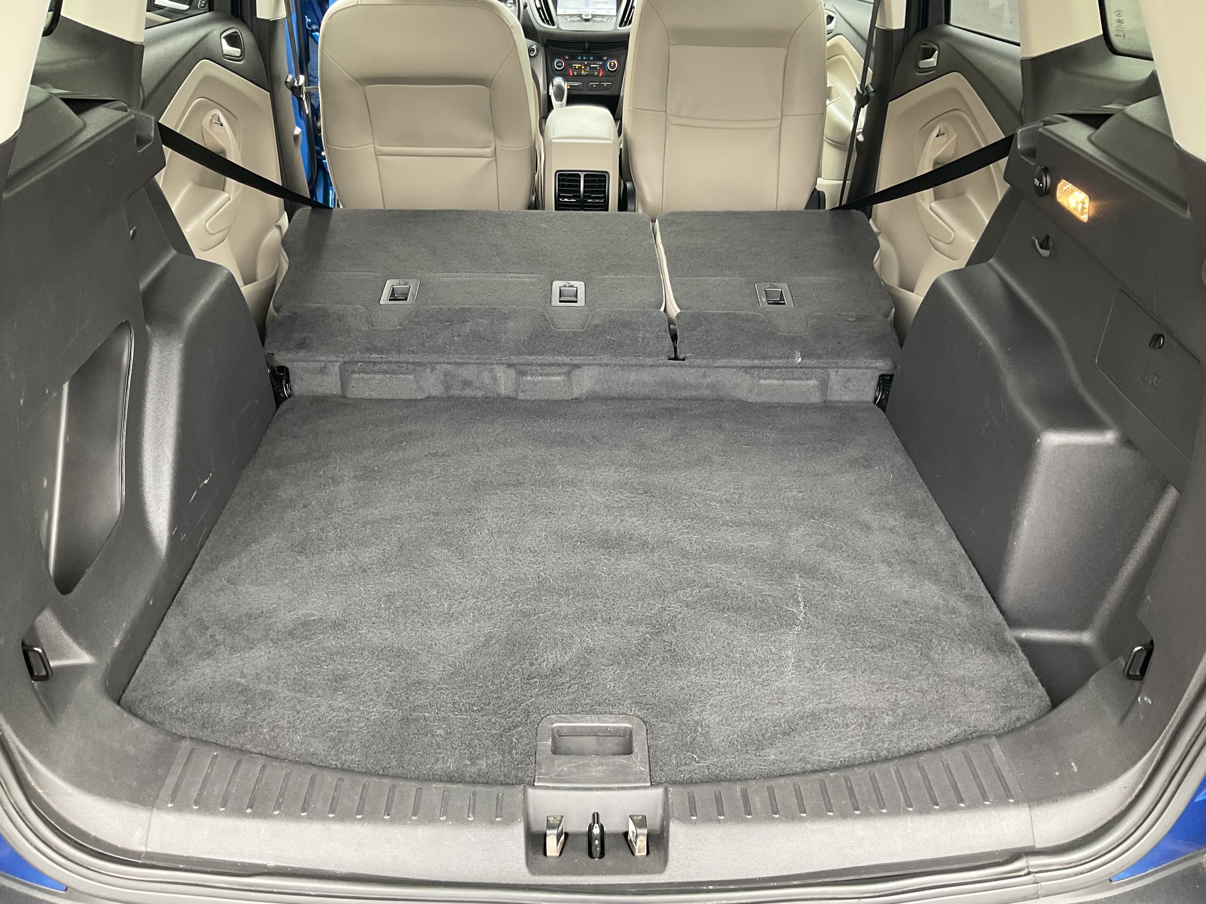 Used 2019 Ford Escape SEL AWD/4WD image 37