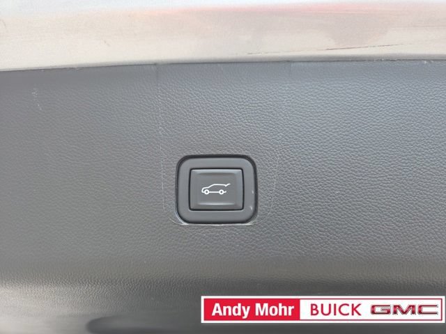 Used 2023 Chevrolet Traverse RS AWD/4WD image 51