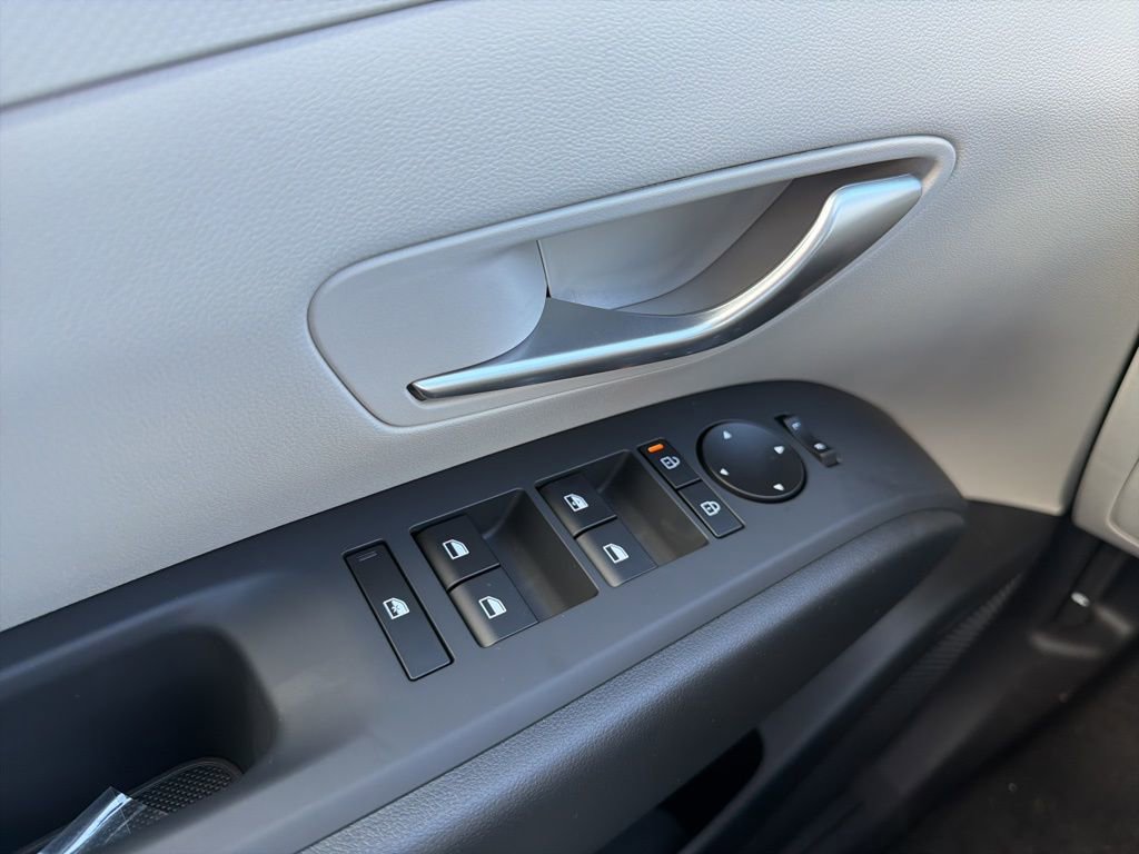New 2026 Hyundai Tucson SE image 27