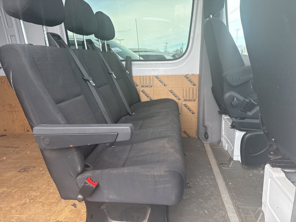 Used 2015 Freightliner Sprinter 2500 image 13