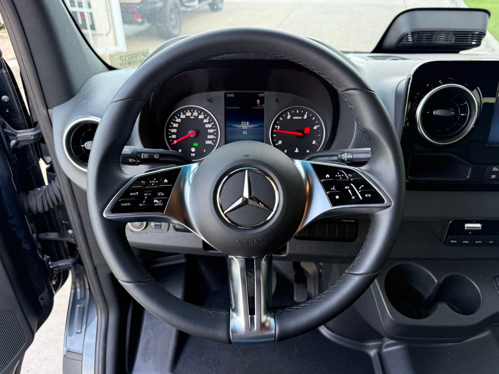New 2025 Mercedes-Benz Sprinter 2500 image 22