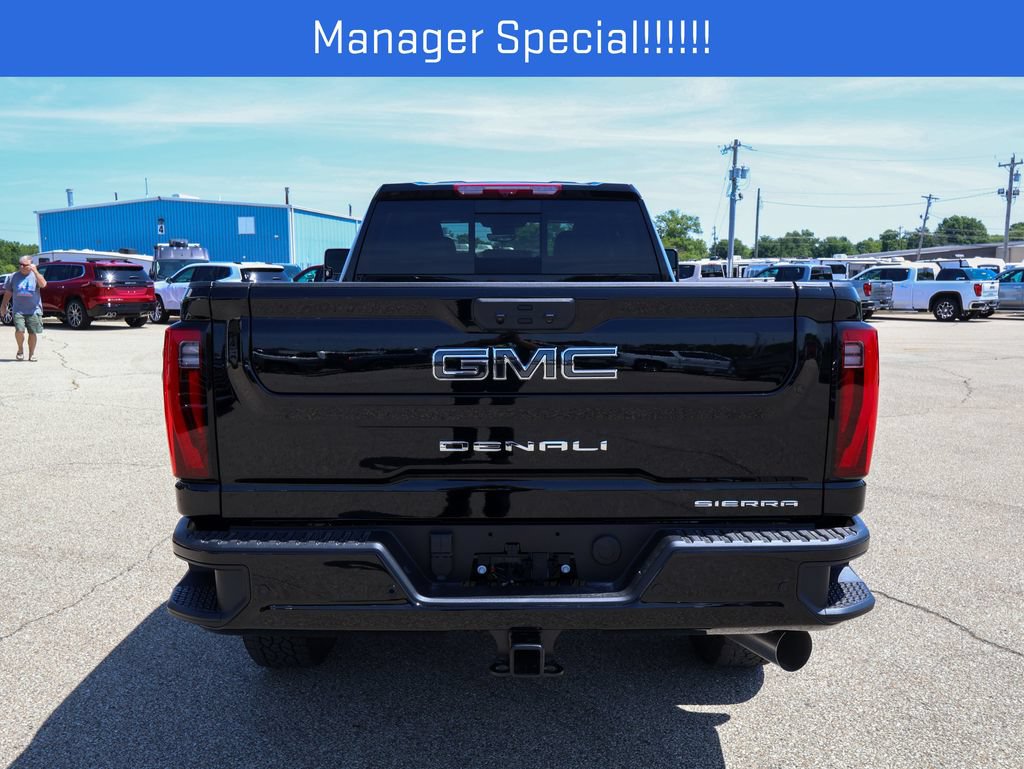 New 2026 GMC Sierra 3500 Denali Ultimate AWD/4WD image 4