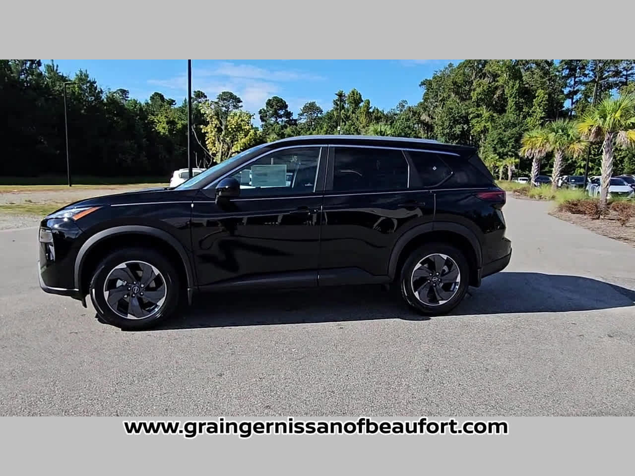 New 2026 Nissan Rogue SV image 24