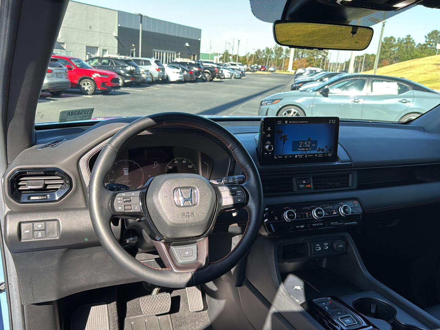 Used 2024 Honda Pilot TrailSport image 16