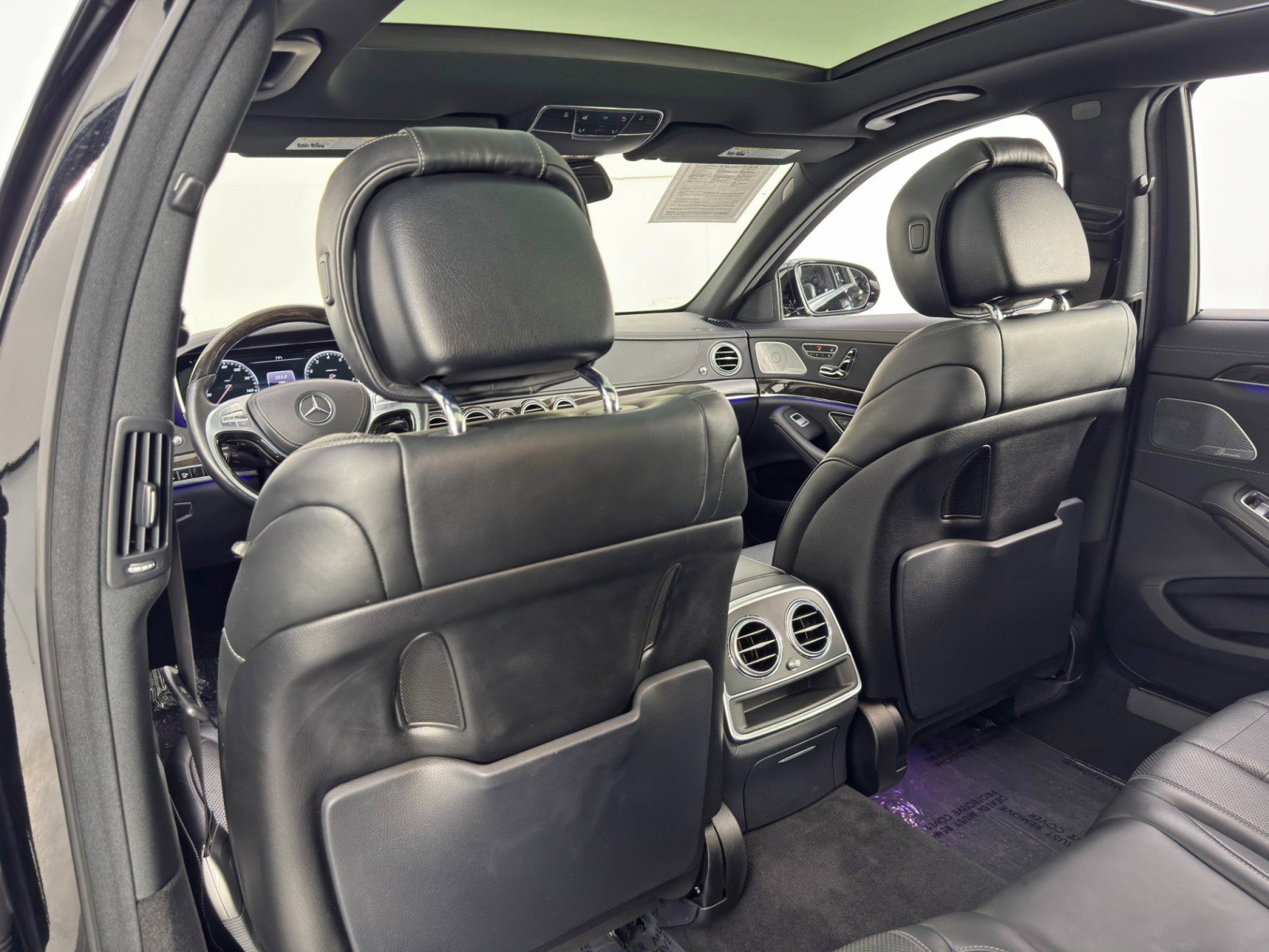 Used 2015 Mercedes-Benz S 550 Sedan image 36