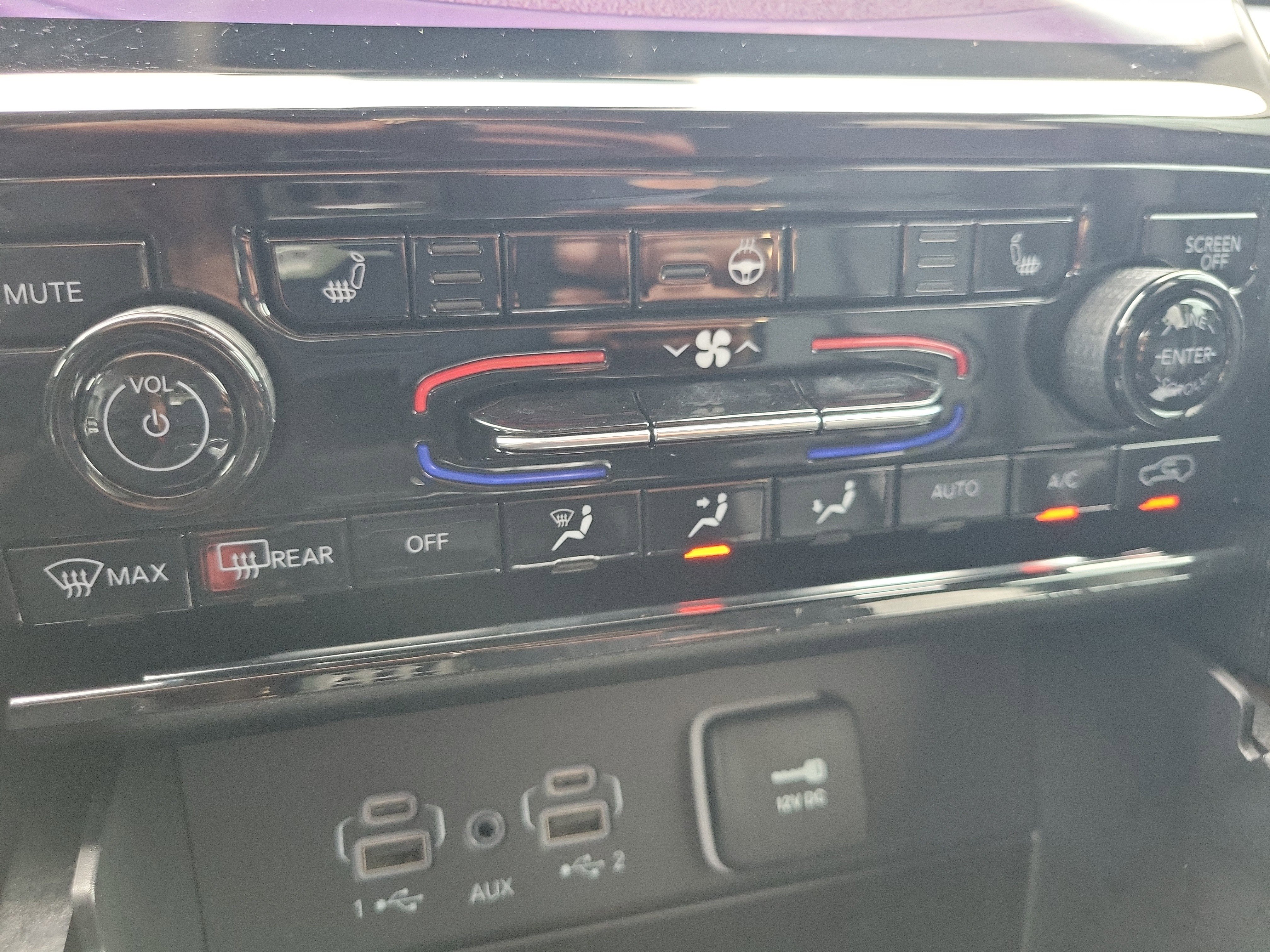 Used 2023 Jeep Grand Cherokee Limited image 29