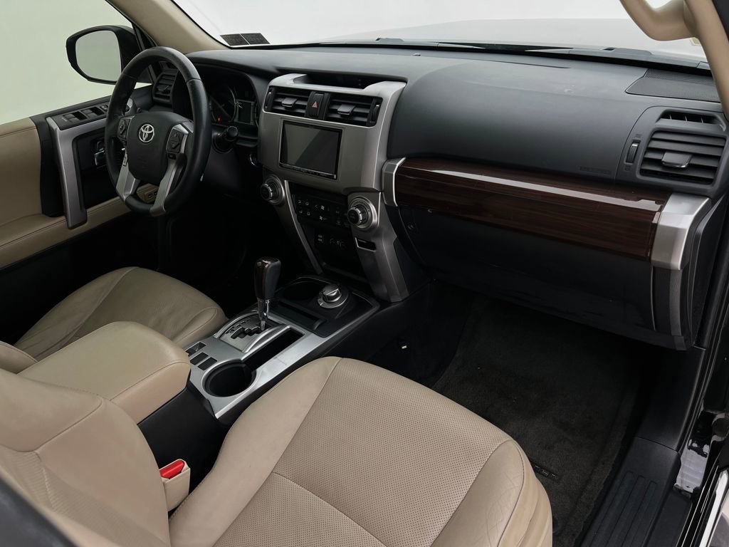 Used 2016 Toyota 4Runner Limited image 13