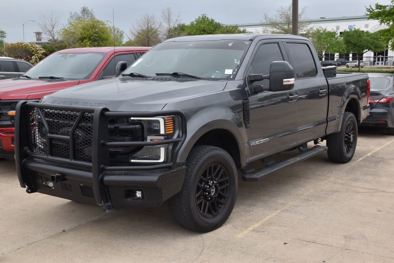 Used 2020 Ford F250 Lariat image 2