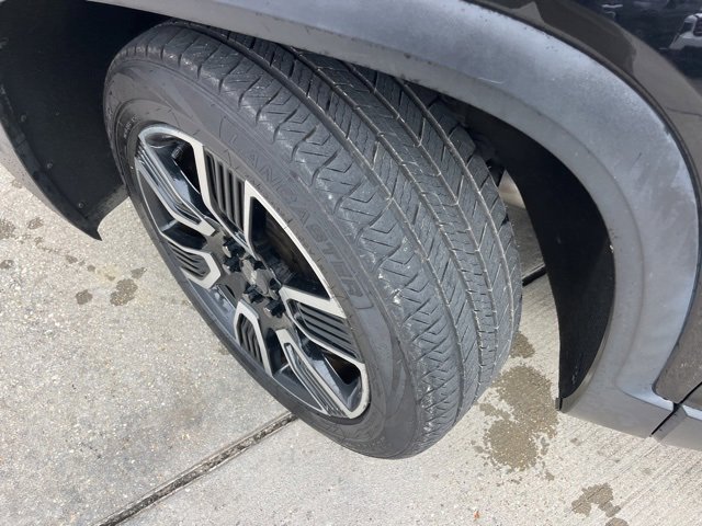 Used 2019 GMC Acadia SLT w/ Black Edition image 31