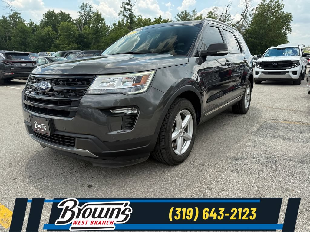 Used 2019 Ford Explorer XLT w/ Equipment Group 202A FWD image 1