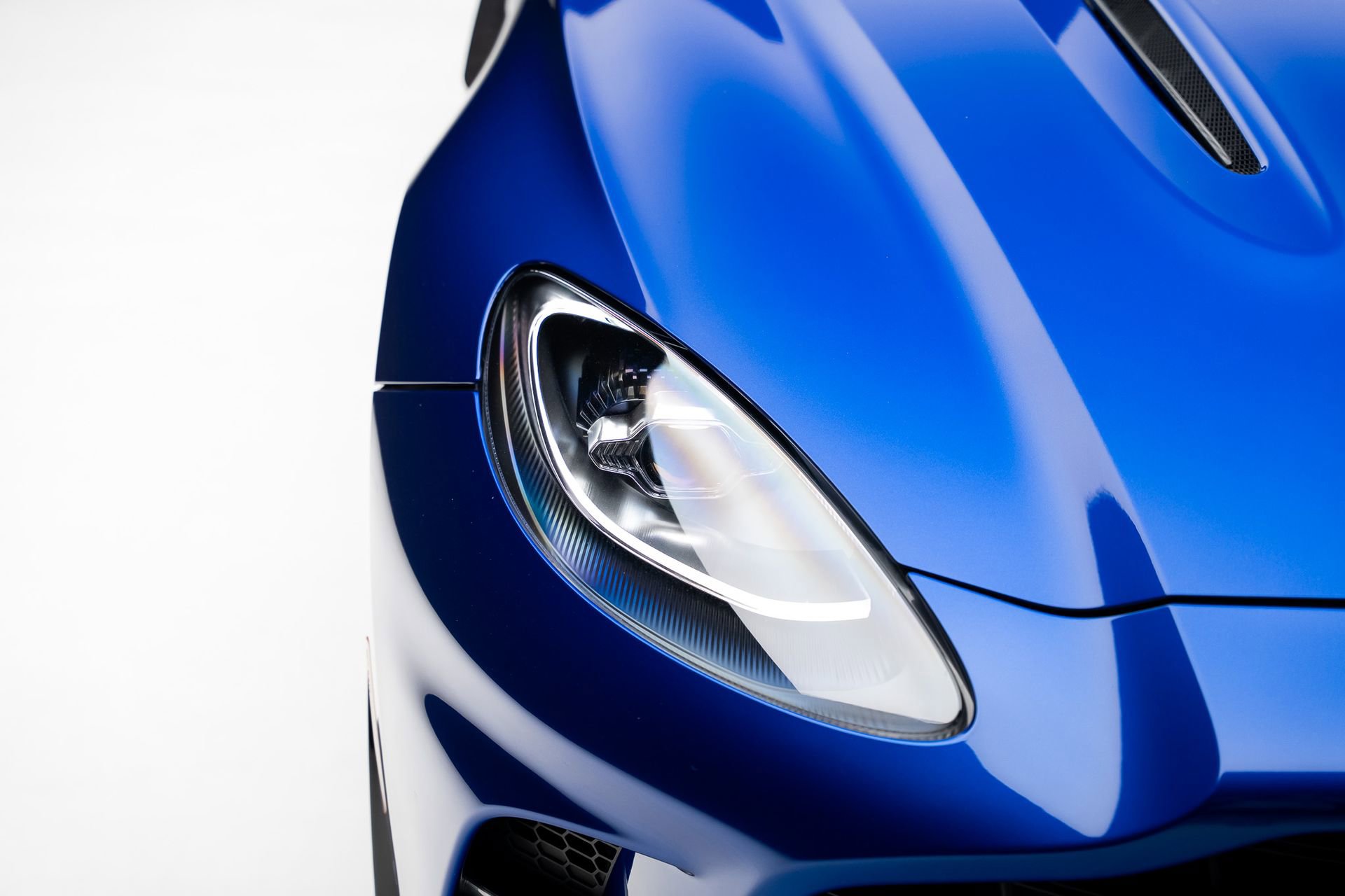 Used 2023 Aston Martin DBX 707 AWD/4WD image 12