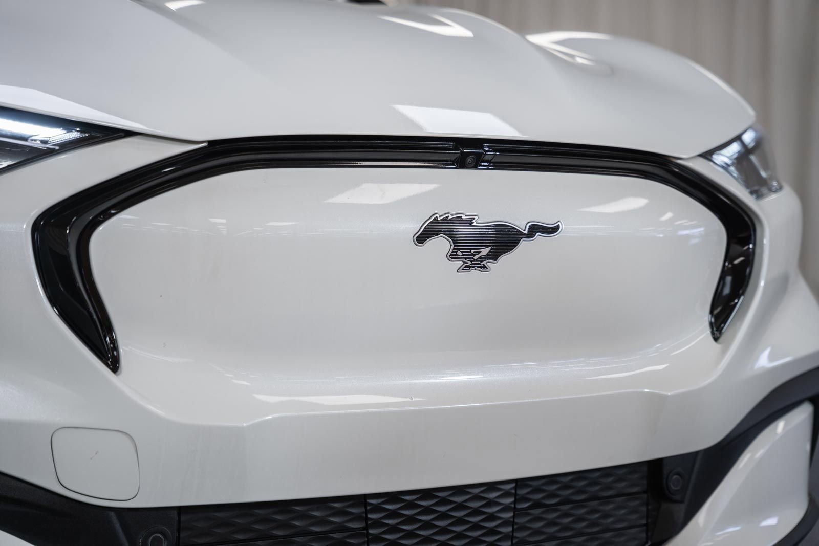 Certified 2025 Ford Mustang Mach-E Premium image 11