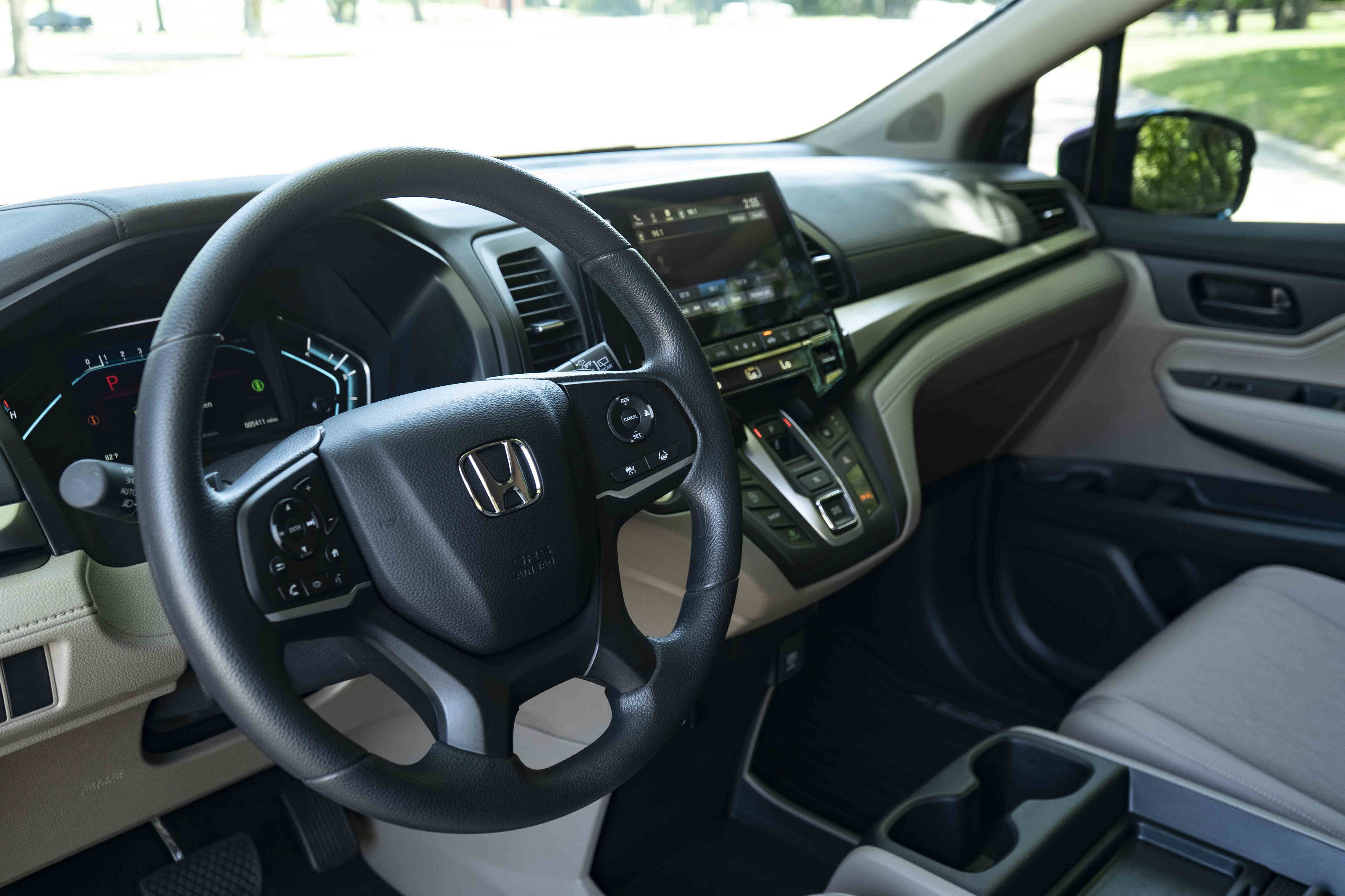 Used 2024 Honda Odyssey EX image 16
