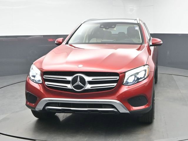 Used 2017 Mercedes-Benz GLC 300 4MATIC image 3