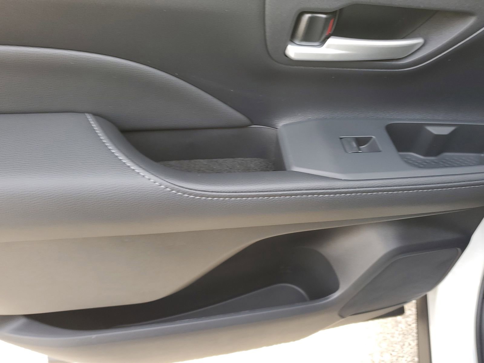 New 2026 Toyota Grand Highlander XLE image 17