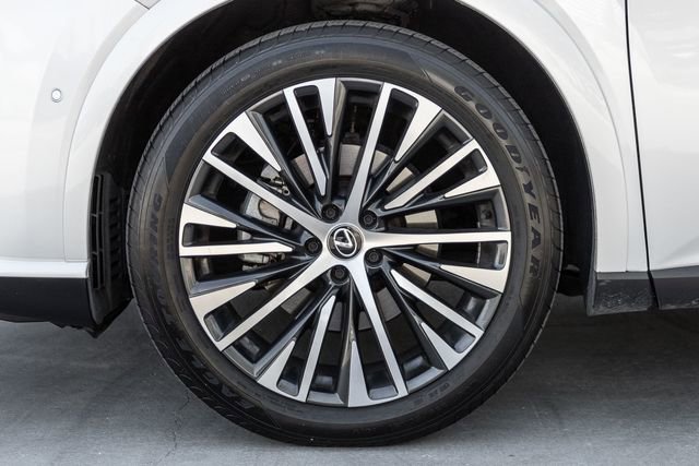 Used 2024 Lexus RX 350 Premium Plus w/ Convenience Package AWD/4WD image 15
