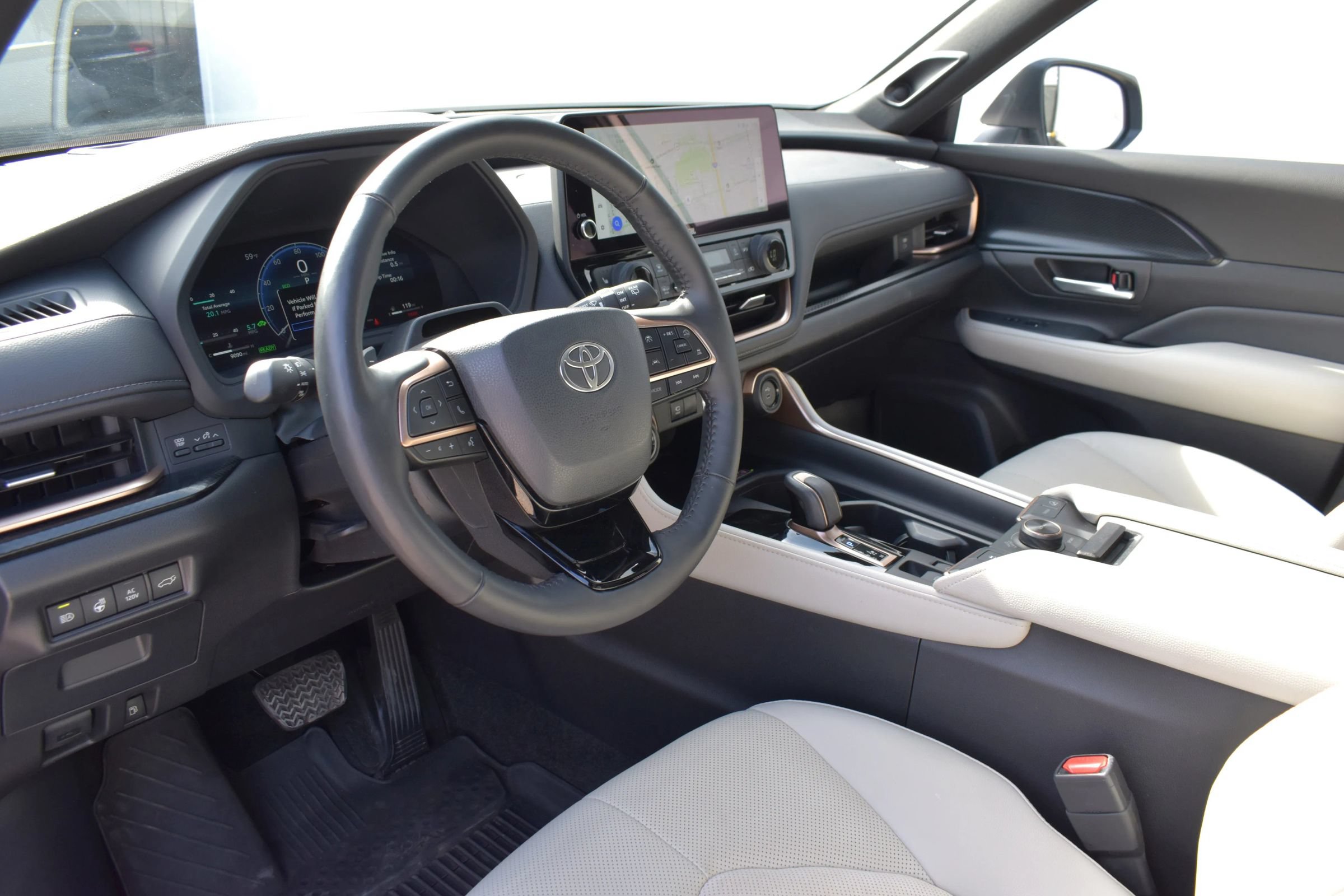 Used 2026 Toyota Grand Highlander AWD Hybrid image 3