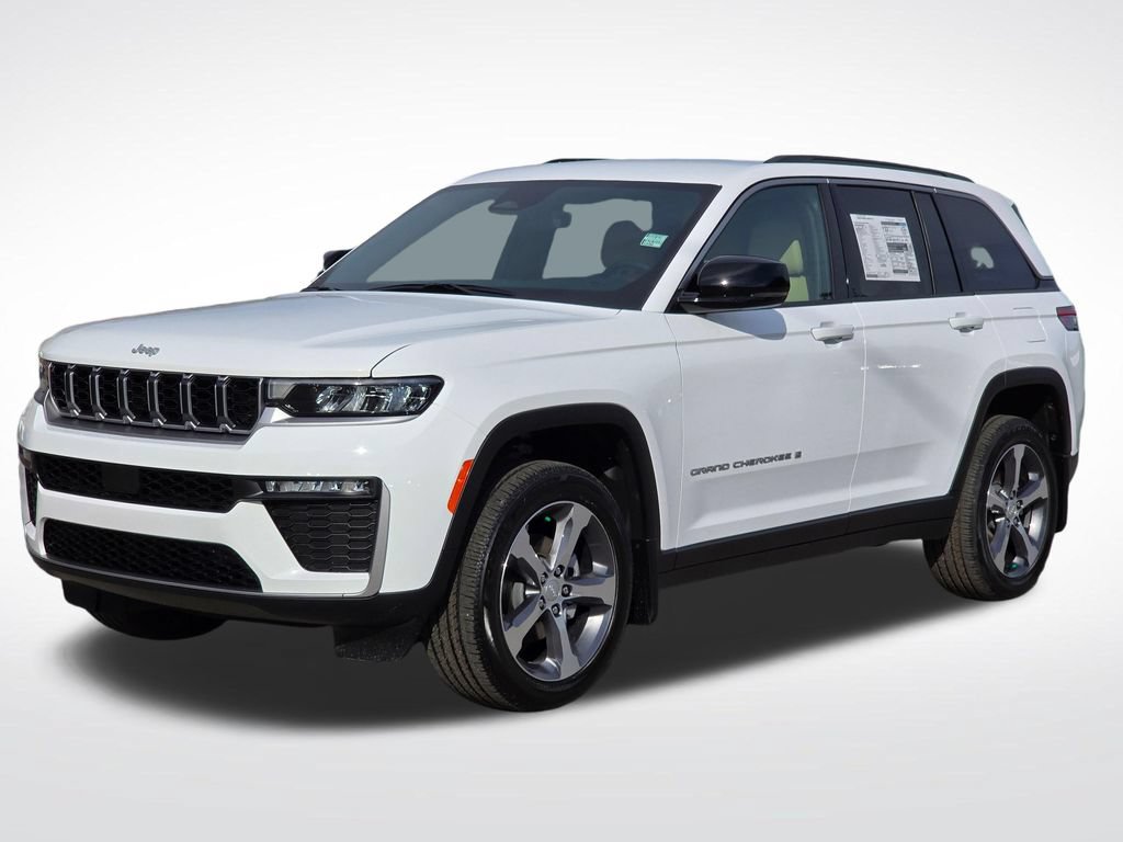 New 2026 Jeep Grand Cherokee Limited w/ Trailer Tow Package AWD/4WD image 2
