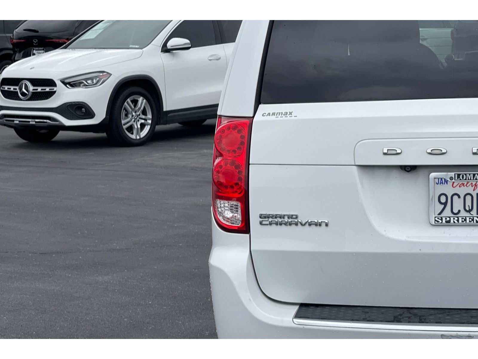Used 2019 Dodge Grand Caravan SXT FWD image 14