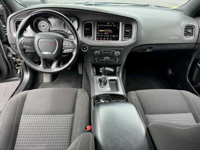 Used 2023 Dodge Charger SXT image 6