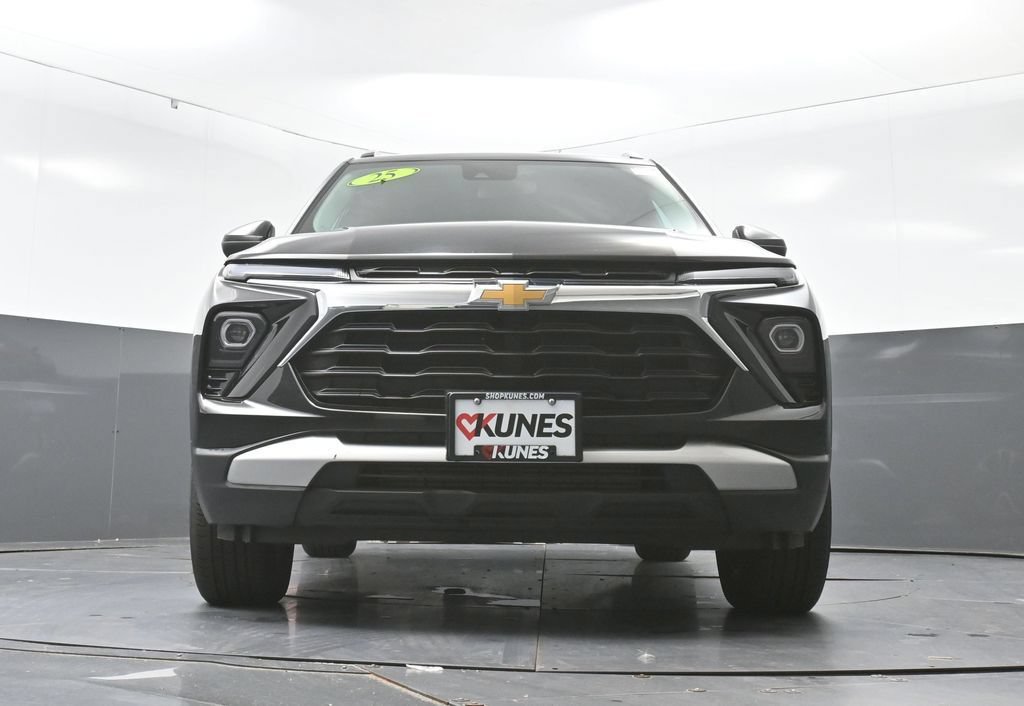 Used 2025 Chevrolet TrailBlazer LT AWD/4WD image 54