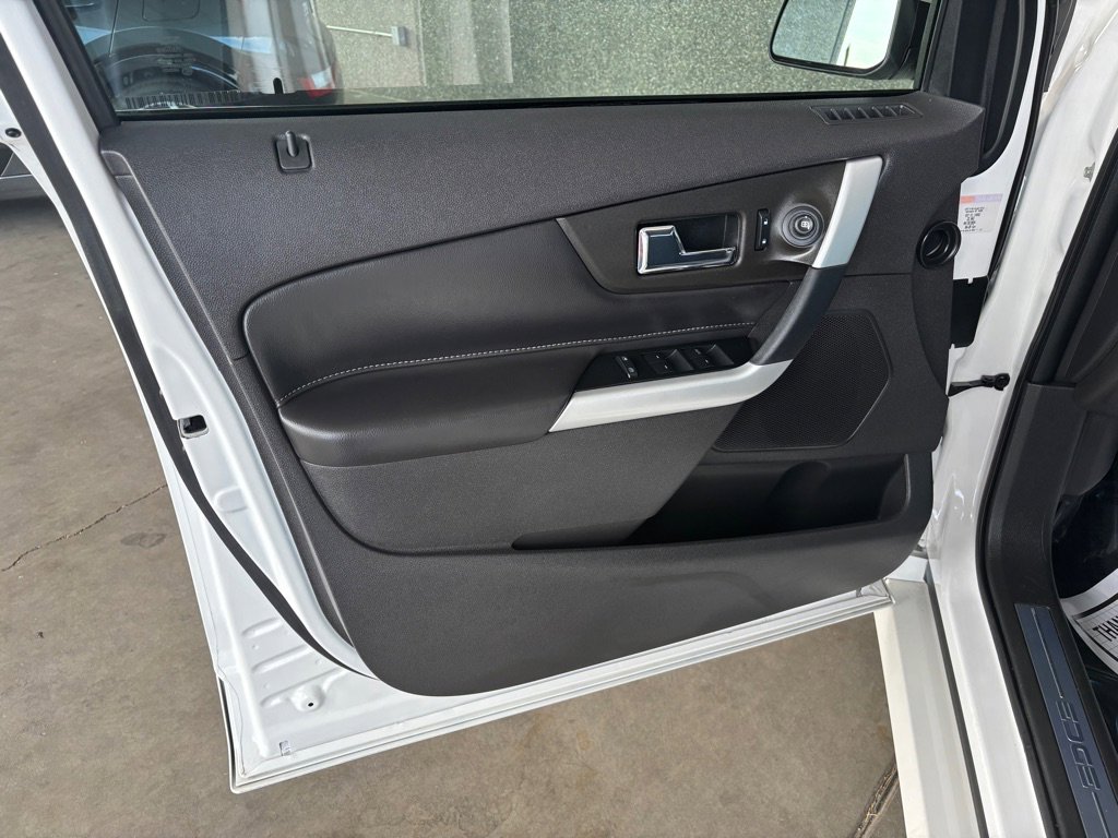 Used 2013 Ford Edge Sport w/ Driver Entry Pkg FWD image 21