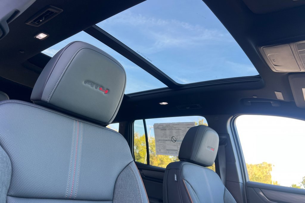 New 2026 GMC Acadia AT4 w/ Luxury Package image 15