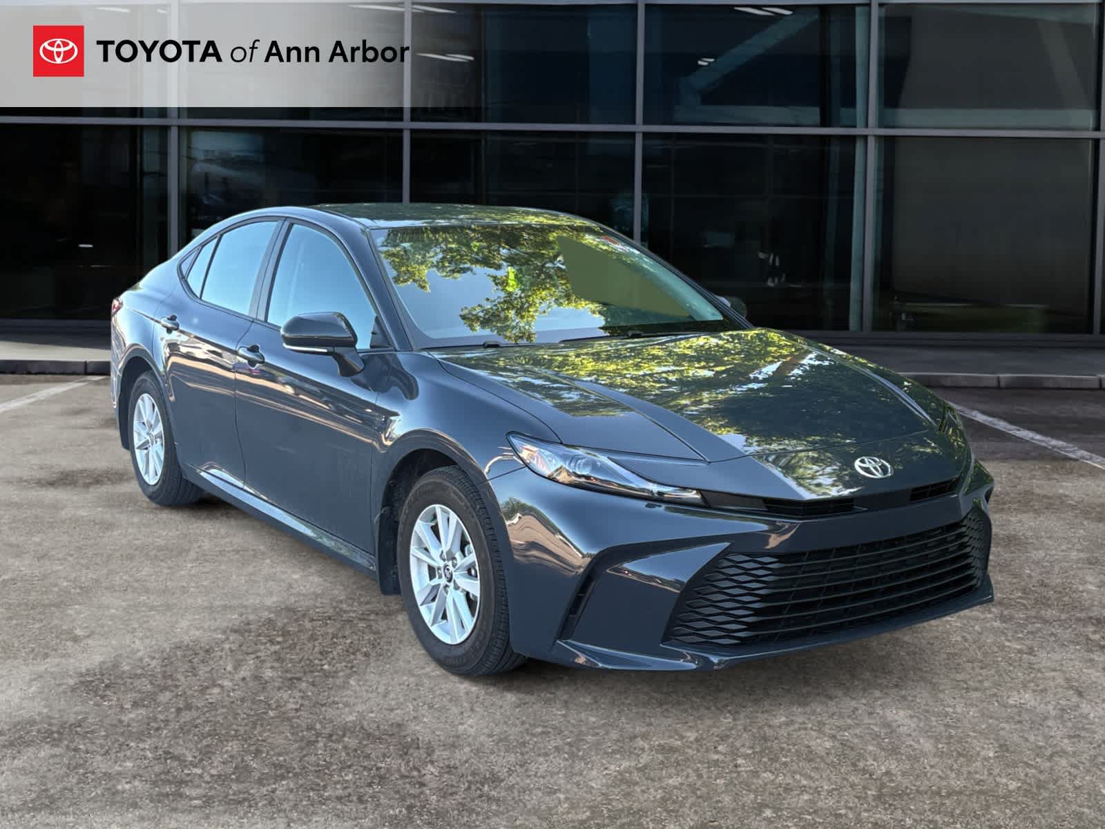 Used 2026 Toyota Camry LE AWD/4WD image 1