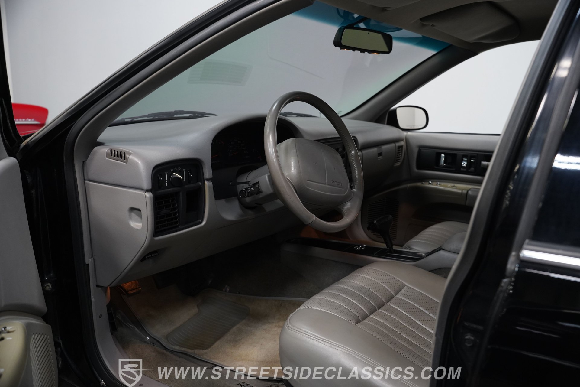 Used 1996 Chevrolet Impala SS RWD image 4