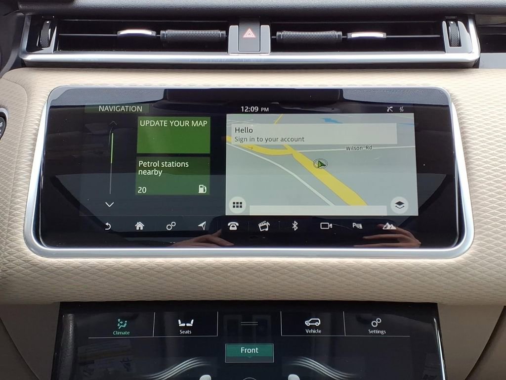 Used 2020 Land Rover Range Rover Velar S image 14