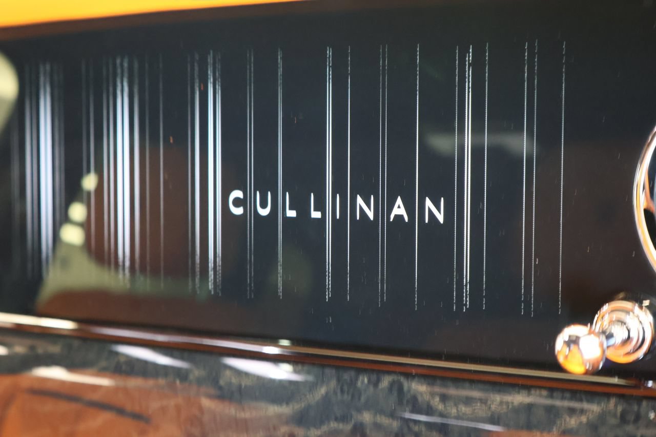 New 2026 Rolls-Royce Cullinan AWD/4WD image 30
