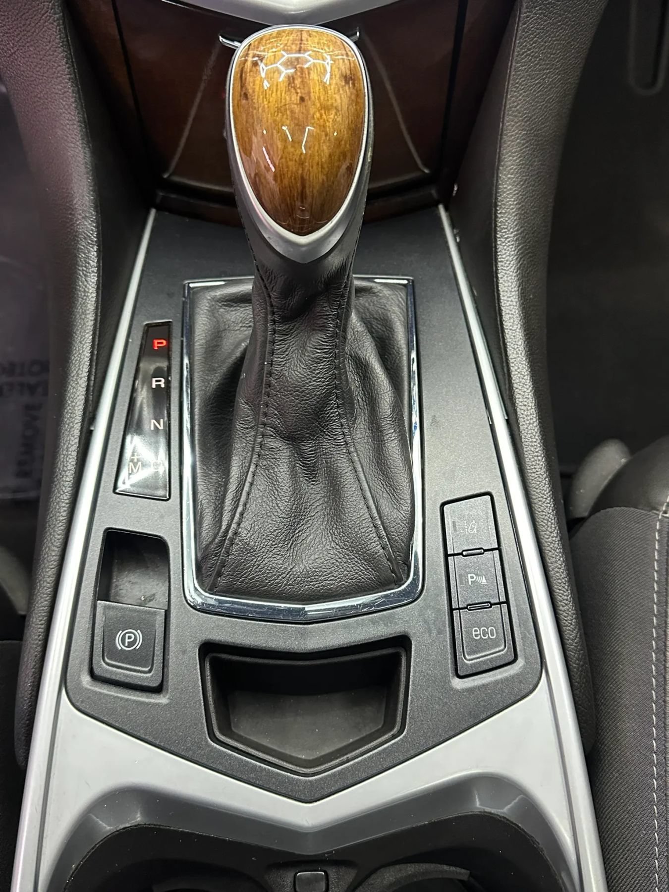 Used 2013 Cadillac SRX Luxury w/ Driver Awareness Package FWD image 17