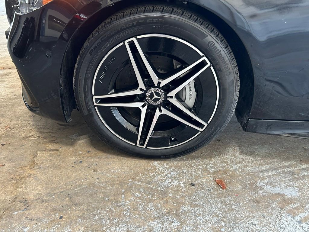 Used 2025 Mercedes-Benz C 300 4MATIC Sedan image 27