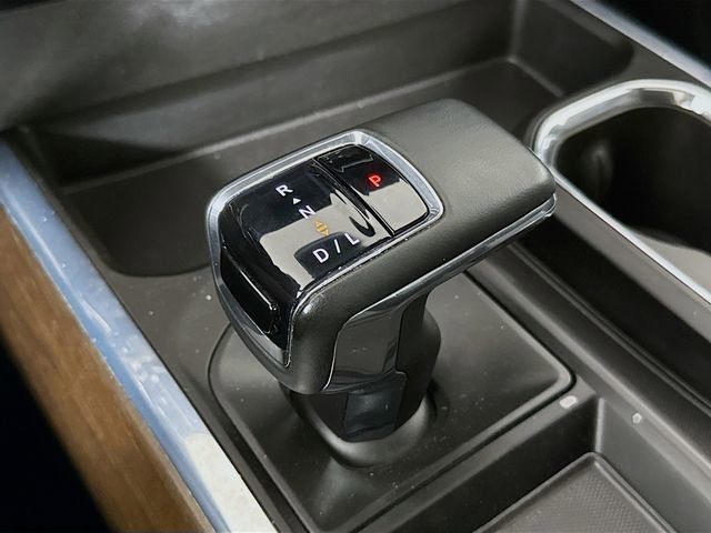 Used 2024 Chevrolet Silverado 1500 High Country w/ High Country Premium Package image 19