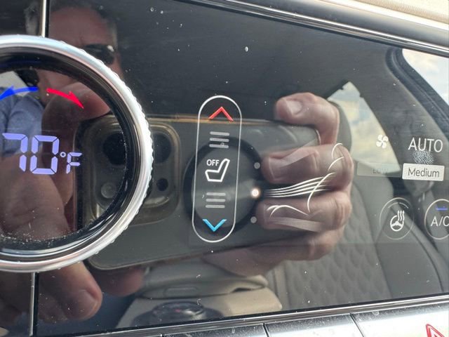 Used 2023 Genesis GV70 3.5T Sport w/ Sport Prestige Package image 11