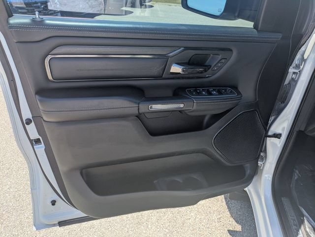 Used 2023 RAM 1500 Limited AWD/4WD image 12