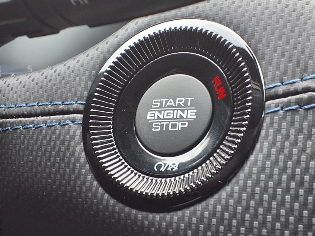 New 2026 Jeep Compass Limited AWD/4WD image 12