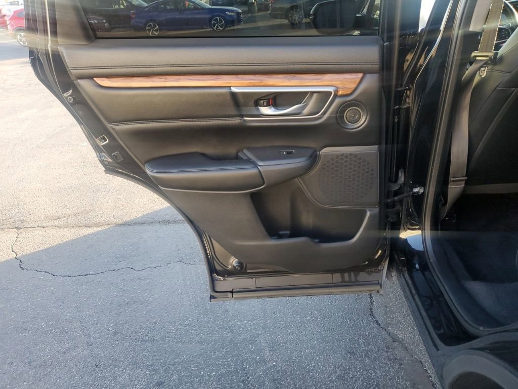 Used 2020 Honda CR-V Touring image 23