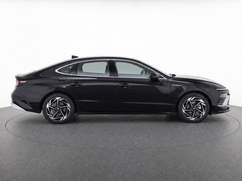 New 2026 Hyundai Sonata SEL FWD image 8