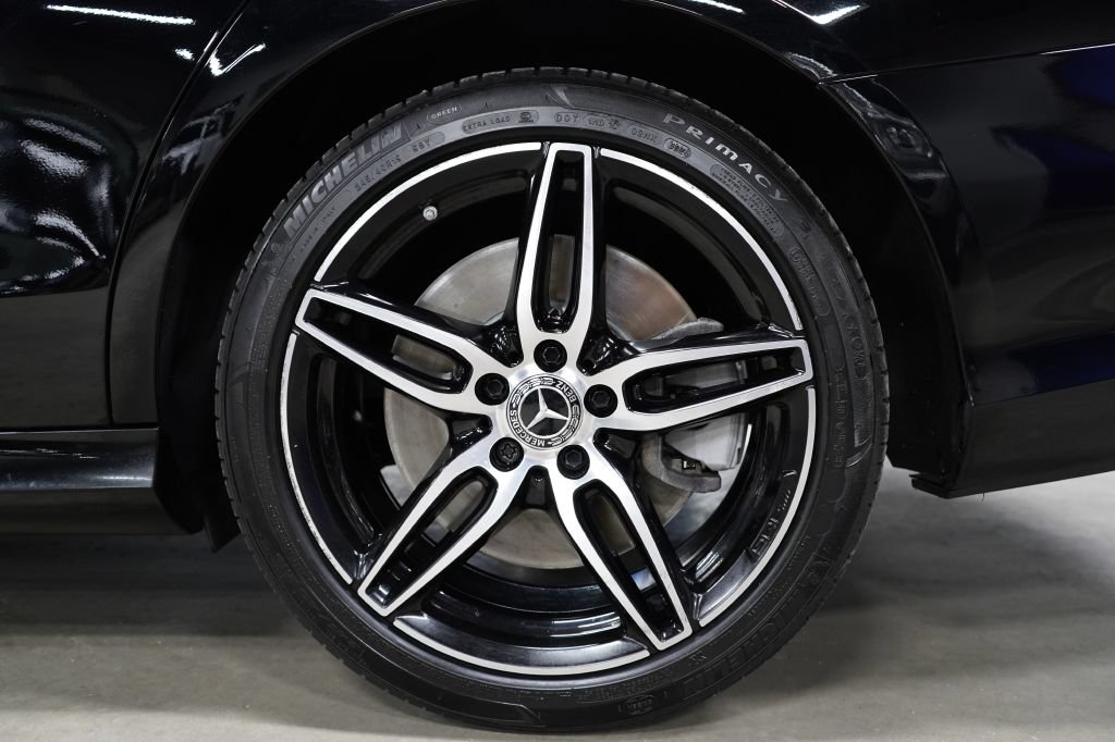 Used 2020 Mercedes-Benz E 450 4MATIC Sedan image 33