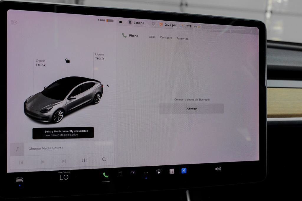 Used 2018 Tesla Model 3 Mid Range image 31
